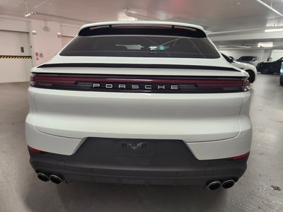 2024 Porsche Cayenne in Vancouver, British Columbia