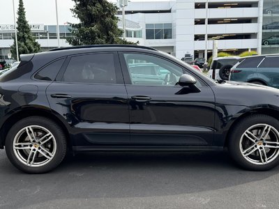 2019  Macan in North Vancouver, British Columbia