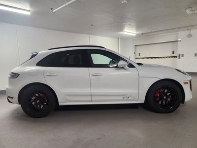 2021 Porsche Macan in Vancouver, British Columbia