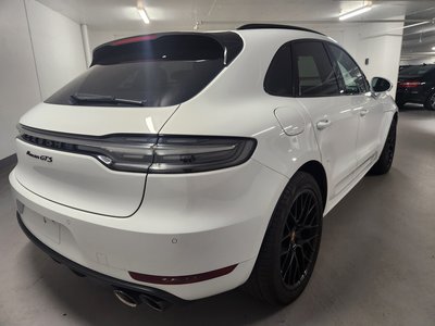 2021 Porsche Macan in Vancouver, British Columbia