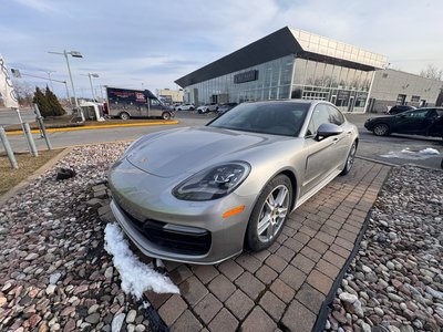 2018 Porsche Panamera in Laval, Quebec