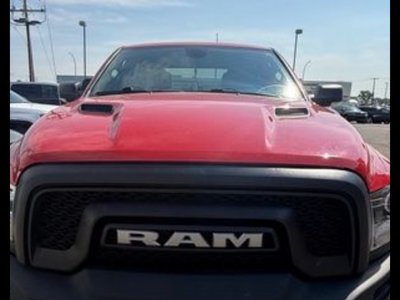 Ram RAM 1500 Classic Crew Cab 4x4 (DS)  2022 à Regina, Saskatchewan