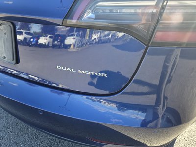 2019 Tesla Model 3 in Montreal, Quebec