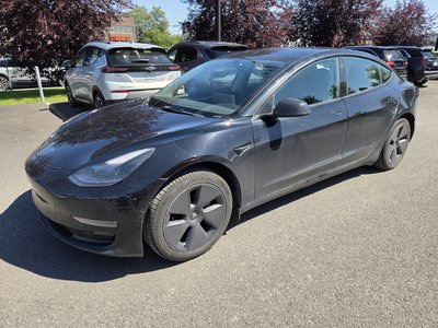 2022 Tesla Model 3 in Dollard-des-Ormeaux, Quebec