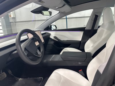 2024 Tesla MODEL 3 in Calgary, Alberta