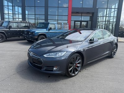 2015 Tesla Model S in Mississauga, Ontario