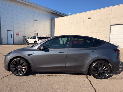 2022 Tesla Model Y in Brampton, Ontario