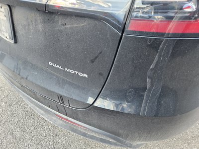 2024 Tesla Model Y in Dollard-des-Ormeaux, Quebec