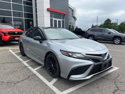 Toyota Camry Hybrid  2023 à Bolton, Ontario