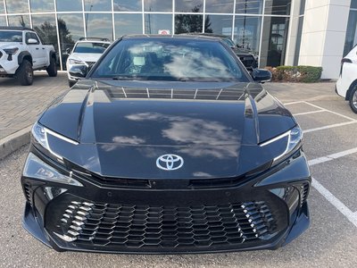 Toyota Camry Hybrid  2025 à Bolton, Ontario