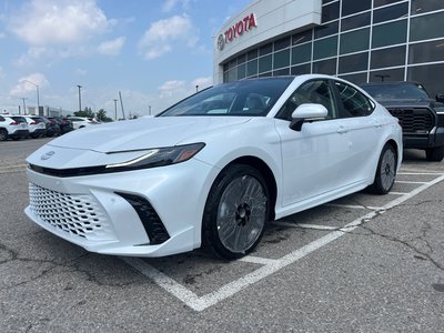 Toyota Camry Hybrid  2026 à Bolton, Ontario