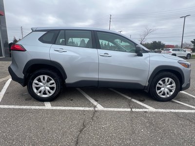 Toyota COROLLA CROSS  2024 à Bolton, Ontario