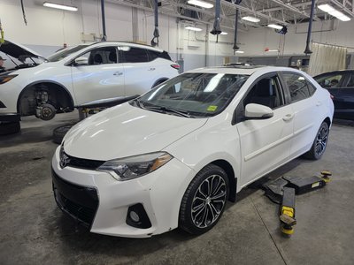 Toyota Corolla  2015 à Calgary, Alberta