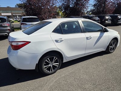 Toyota Corolla  2017 à Dollard-des-Ormeaux, Québec