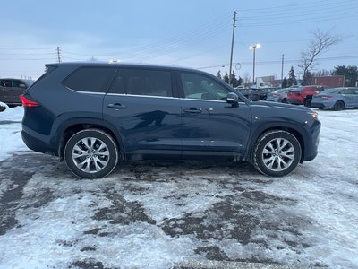 2024 Toyota Grand Highlander Hyb in Bolton, Ontario