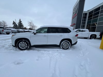 Toyota GRAND HIGHLANDER HYBRID  2024 à Bolton, Ontario