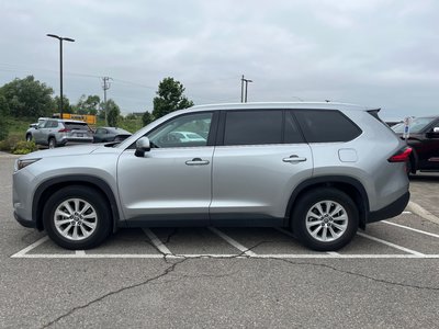 Toyota Grand Highlander  2024 à Bolton, Ontario