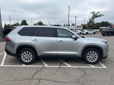Toyota Grand Highlander  2024 à Bolton, Ontario