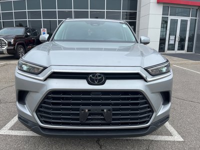 Toyota Grand Highlander  2024 à Bolton, Ontario