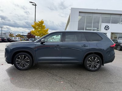 2024 Toyota Grand Highlander in Mississauga, Ontario