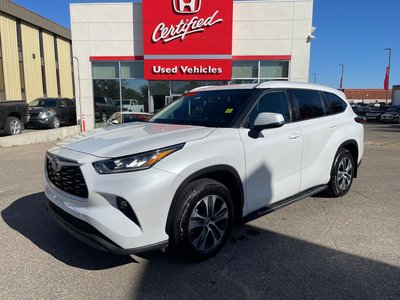 2022 Toyota Highlander hybrid in Regina, Saskatchewan