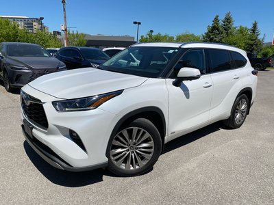 2023 Toyota Highlander Hybrid in Markham, Ontario