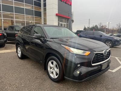 2024 Toyota Highlander hybrid in Bolton, Ontario