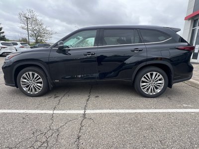 2024 Toyota Highlander hybrid in Bolton, Ontario