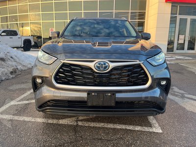 2024 Toyota Highlander Hybrid in Bolton, Ontario