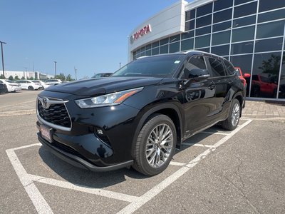 2025 Toyota Highlander hybrid in Bolton, Ontario