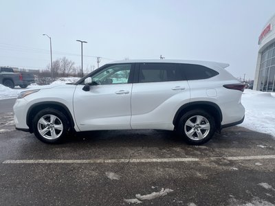 Toyota Highlander Hybrid  2025 à Bolton, Ontario