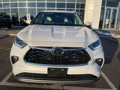 2026 Toyota Highlander Hybrid in Bolton, Ontario