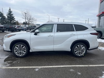 2026 Toyota Highlander Hybrid in Bolton, Ontario