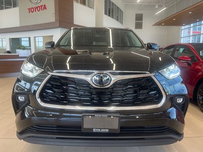 2026 Toyota Highlander Hybrid in Bolton, Ontario