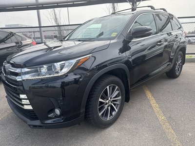 2017 Toyota Highlander in Calgary, Alberta
