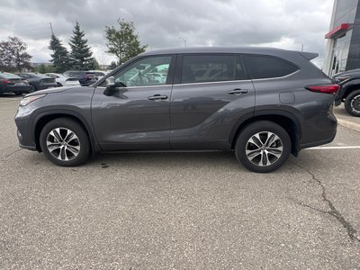 Toyota Highlander  2022 à Bolton, Ontario