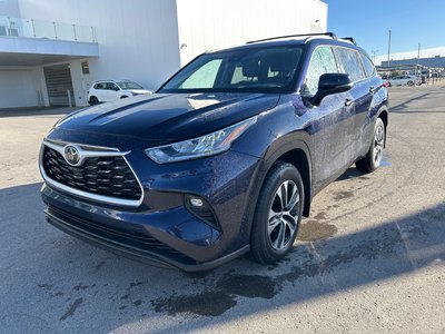 2022 Toyota Highlander in Calgary, Alberta