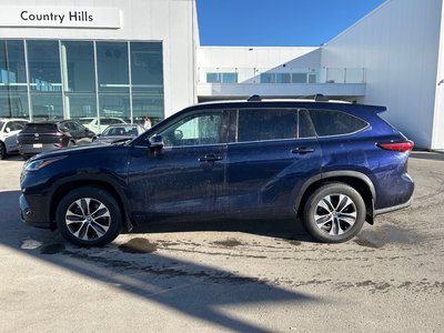 2022 Toyota Highlander in Calgary, Alberta