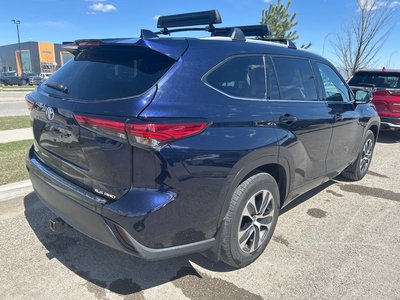 Toyota Highlander  2022 à Calgary, Alberta