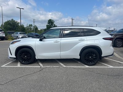 2024 Toyota Highlander in Bolton, Ontario