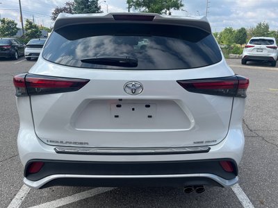 2024 Toyota Highlander in Bolton, Ontario