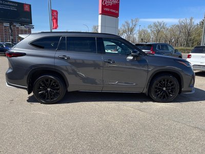 2025 Toyota Highlander in Regina, Saskatchewan