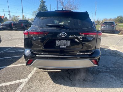 2026 Toyota Highlander in Bolton, Ontario