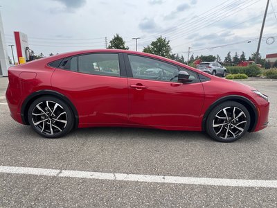 Toyota Prius Plug-in Hybrid  2025 à Bolton, Ontario