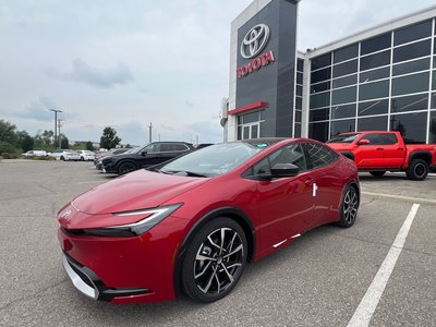 Toyota Prius Plug-in Hybrid  2025 à Bolton, Ontario