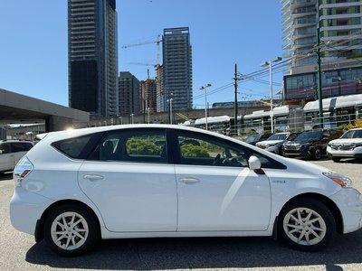 2014 Toyota Prius v in Vancouver, British Columbia