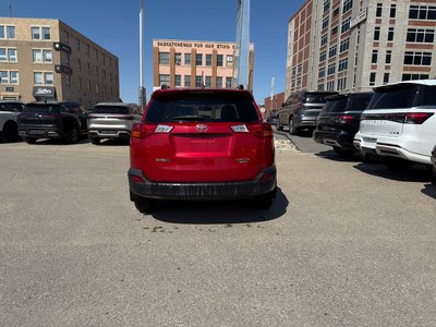 Toyota RAV4  2015 à Regina, Saskatchewan