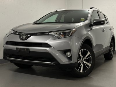 Toyota RAV4  2017 à Vancouver, Colombie-Britannique