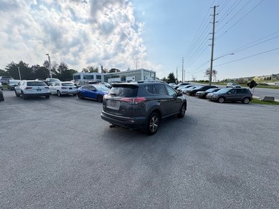 2018 Toyota RAV4 in Barrie, Ontario