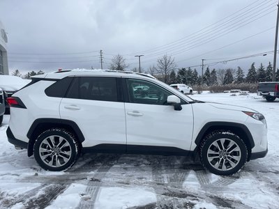 2019 Toyota RAV4 in Bolton, Ontario